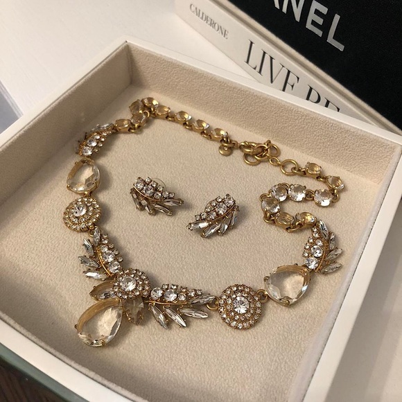 NEW J.Crew Crystal Leafy Statement Necklace and Earrings Set - Picture 1 of 2